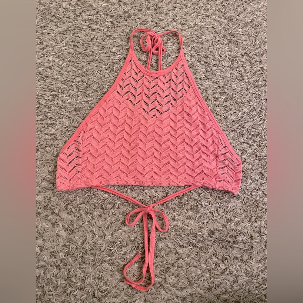 Sexy halter crop!